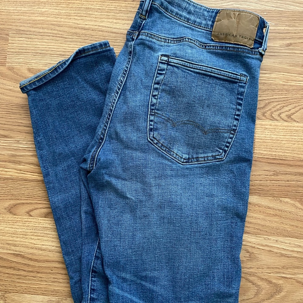 American Eagle Slim Straight Jeans